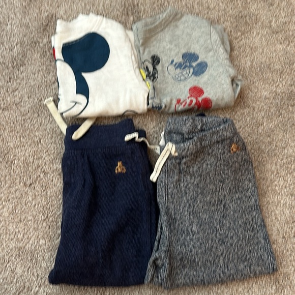 Baby boy GAP size 12-18 mths & 18-24 mths 2 sets - Picture 8 of 9